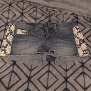 Decree Shorts